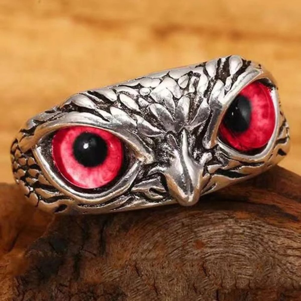 Red owl ring